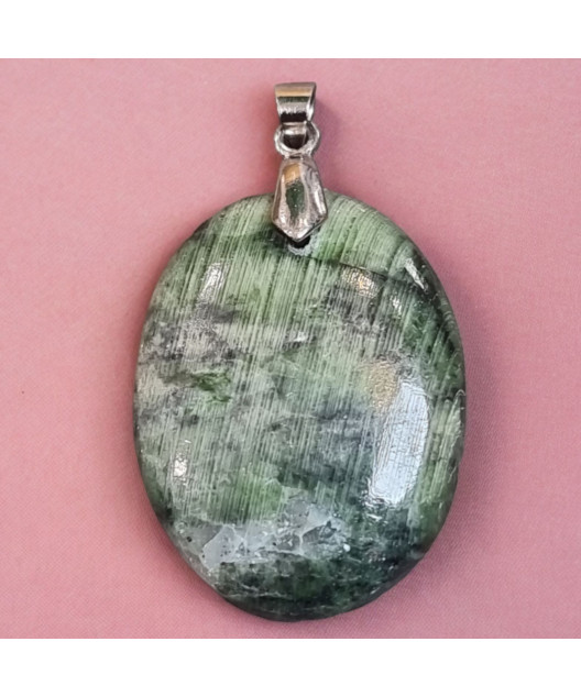Pendentif Diopside ovale