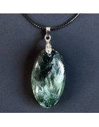 Pendentif Séraphinite ovale sur cordon