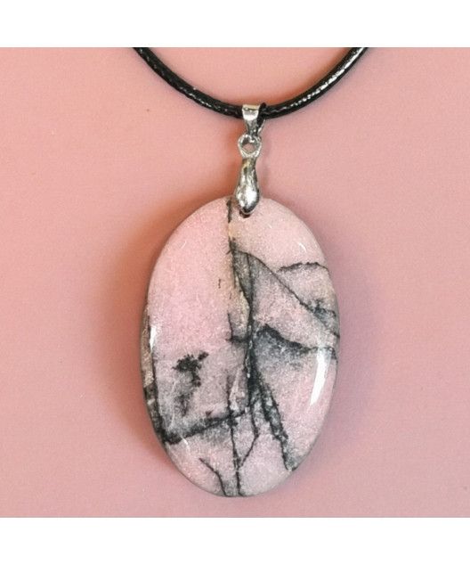 Pendentif Rhodonite ovale sur cordon