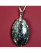 Pendentif Séraphinite ovale sur chaîne