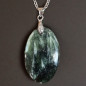 Pendentif Séraphinite ovale sur chaîne