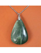 Pendentif Jade Serpentine goutte sur chaîne réglable