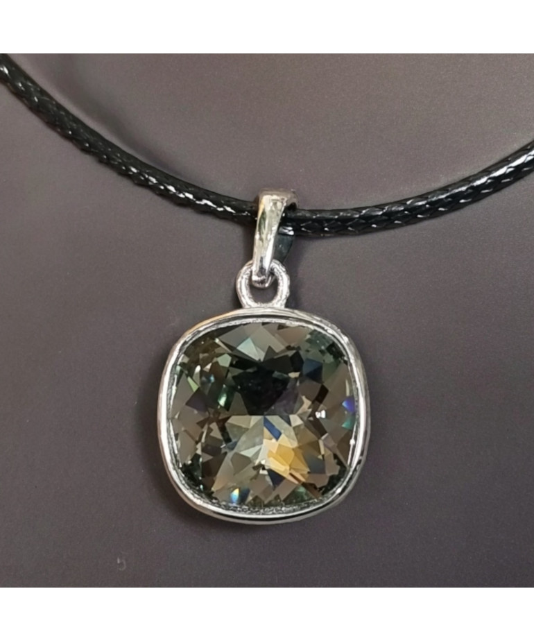 Pendentif Quartz fumé sur cordon