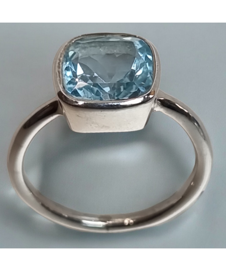 Bague Topaze bleue argent 925 Taille 56