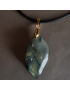 Pendentif Labradorite Bélière dorée sur cordon