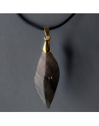 Pendentif Labradorite Bélière dorée sur cordon