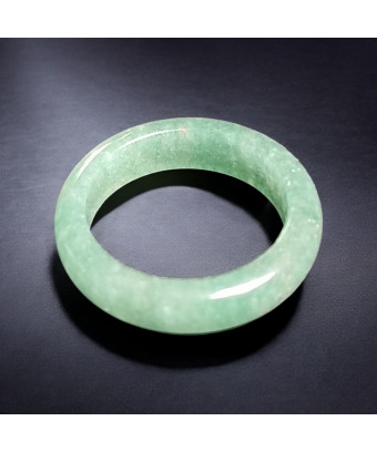 Anneau Jade fin en pierre