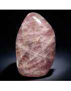 Menhir Quartz rose avec inclusions de mica 4341g