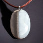 Pendentif Opale grise sur cordon réglable