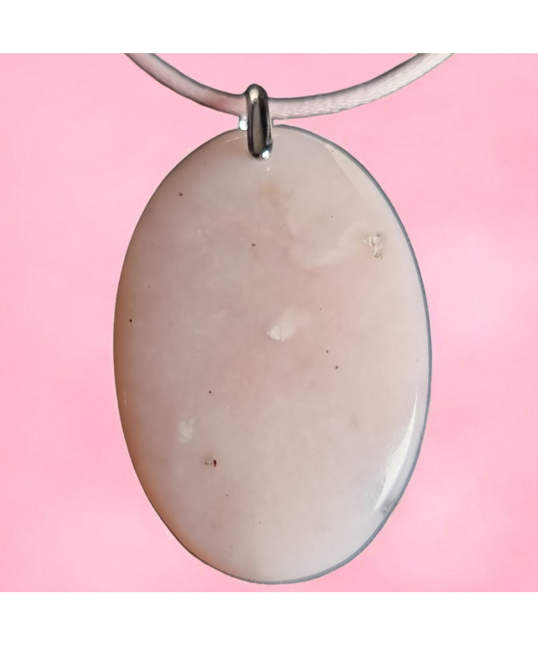 Pendentif Opale rose sur cordon réglable
