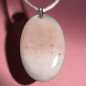 Pendentif Opale rose sur cordon réglable