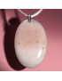 Pendentif Opale rose sur cordon réglable