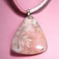 Pendentif Opale rose sur cordon réglable