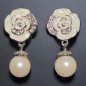Boucles Perles de Majorque & Swarovski Fleurs émaillées