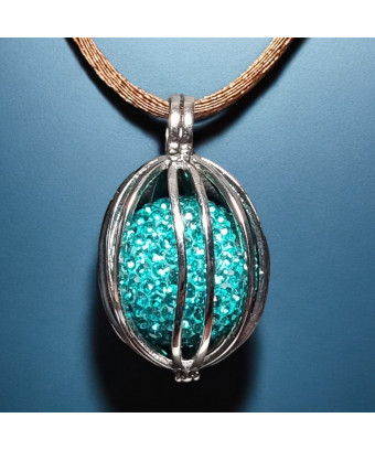 Pendentif Boule Strass bleu...