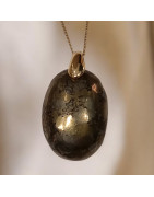 Pendentif Pyrite sur chaîne dorée