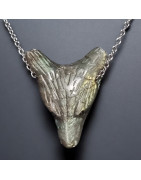 Pendentif Labradorite Tête de loup avec chaîne