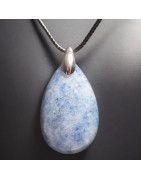 Pendentif Aventurine bleue avec cordon