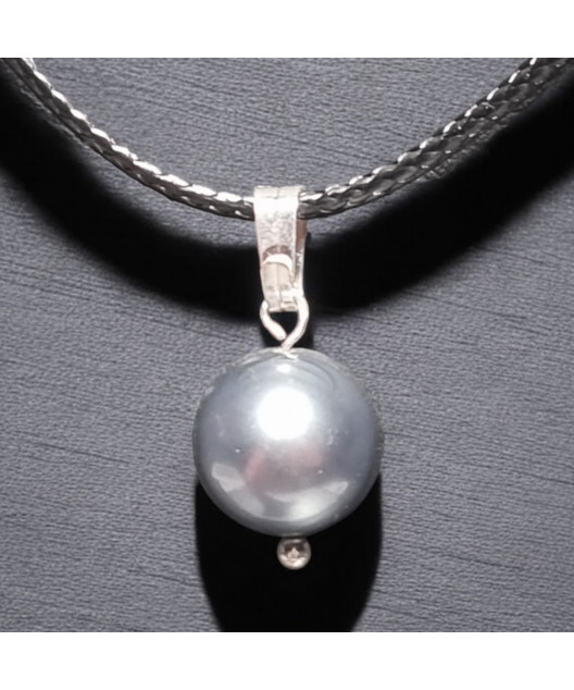 Pendentif Perle d'eau douce sur cordon