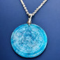 Pendentif Apatite bleue Métatron sur chaîne