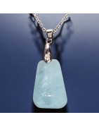 Pendentif Aigue marine sur chaîne