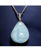 Pendentif Aigue marine goutte sur chaîne