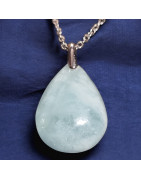 Pendentif Aigue marine goutte sur chaîne