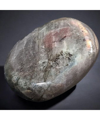 Galet Labradorite 157g
