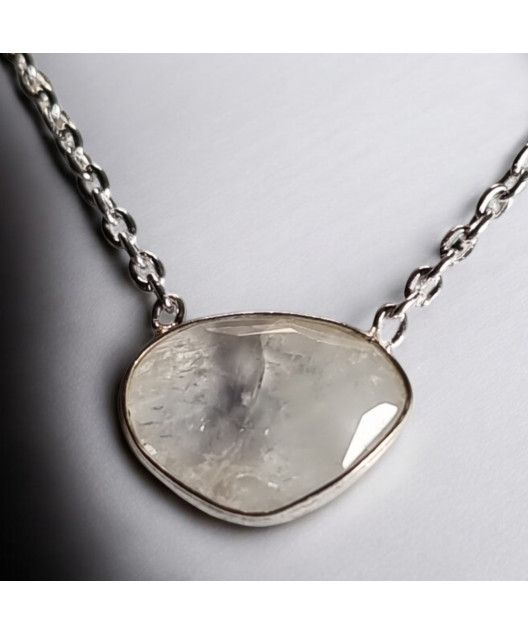 Pendentif Pierre de lune Facettée Argent 925 avec chaîne