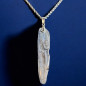 Pendentif Cyanite bleue sur chaîne acier
