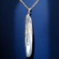 Pendentif Cyanite bleue sur chaîne acier