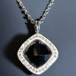 Pendentif Onyx et Zirconium avec chaîne