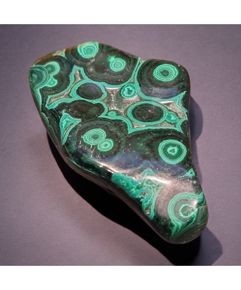 Pierre brute polie Malachite 351g