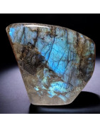 Pierre sculptée Labradorite 1400g