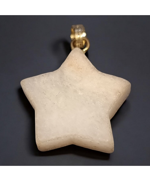 Pendentif Cristal opaque Etoile