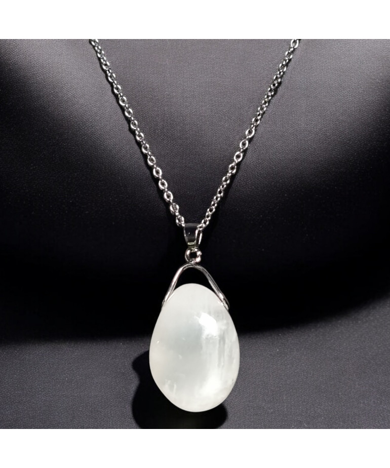 Pendentif Pierre de lune avec chaîne