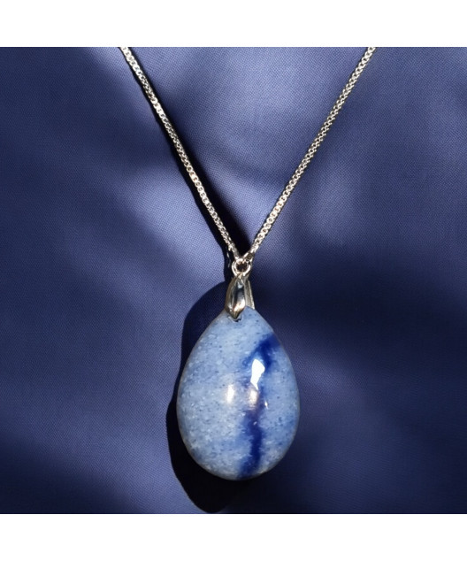 Pendentif Aventurine bleue avec chaîne
