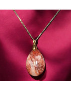 Pendentif Quartz Hématoïde sur chaîne plaquée or réglable