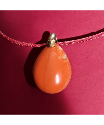 Pendentif Jaspe rouge sur cordon rouge réglable (s)