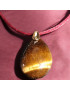Pendentif Œil de tigre avec cordon rouge réglable