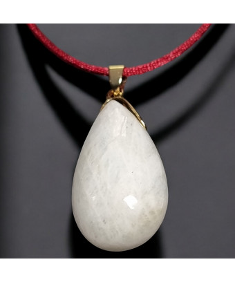 Pendentif Pierre de lune avec cordon rouge réglable