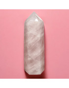 Obélisque Quartz rose 593g