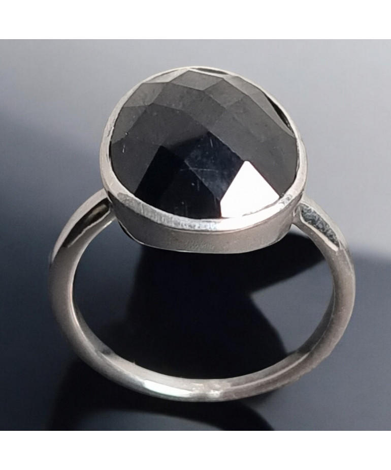 Bague Spinelle noire facettée Argent 925 Taille 58