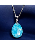Pendentif Apatite bleue avec Chaîne acier(s)