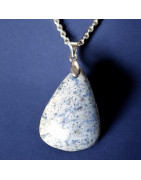 Pendentif Quartz Bleu Goutte avec chaîne