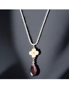Collier Perle de verre Goutte et Fleur émaillée