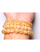 Ce bracelet de citrine en pierres rondes est une création de Meirea.