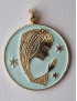 Médaille Vierge laiton plaqué or émaillé bleu Vintage forme ronde GM