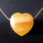 Pendentif Calcite orange cœur sur chaîne dorée