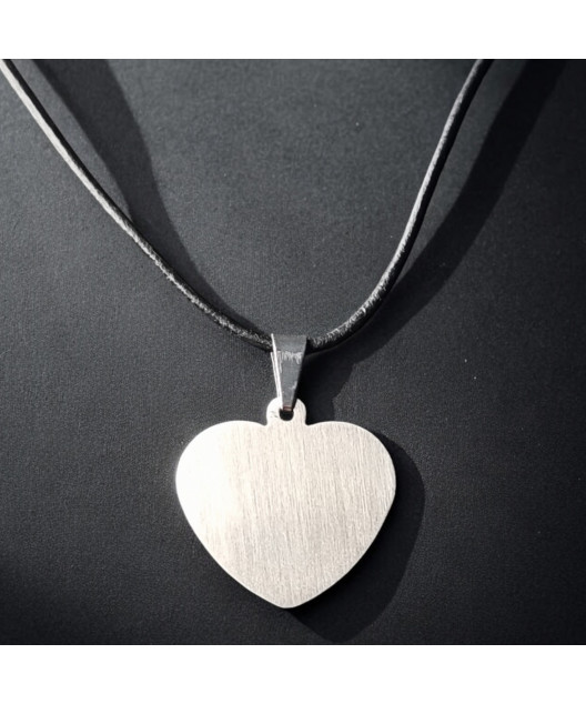 Pendentif Acier cœur sur cordon